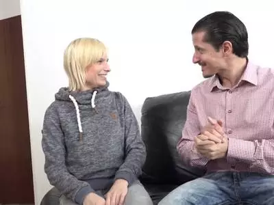 Verficktes Amateurpärchen bumst wild und hemmungslos